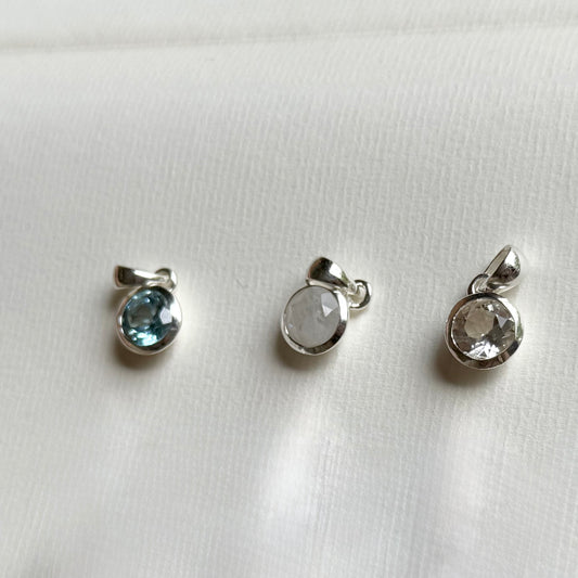 1stone charm 2