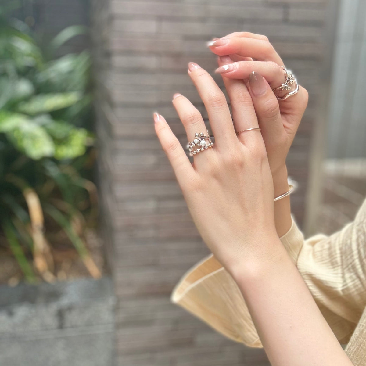 Pearl design ring 10