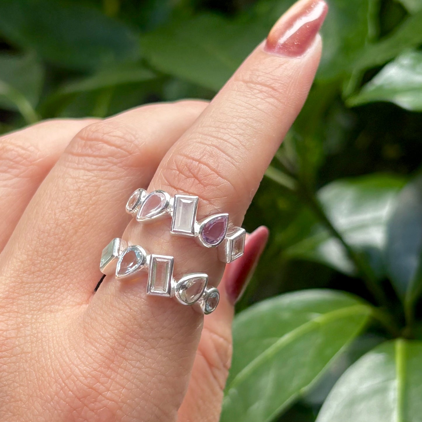 5stone ring 4