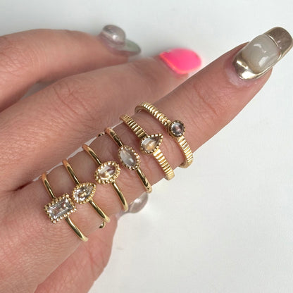 Brass petit ring 〈Crystal〉