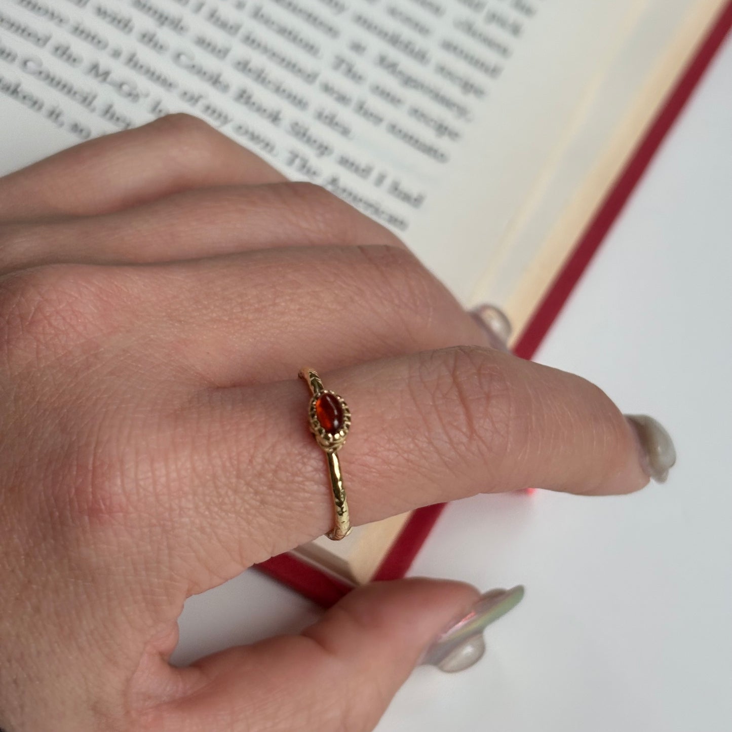 Brass petit ring〈Garnet〉