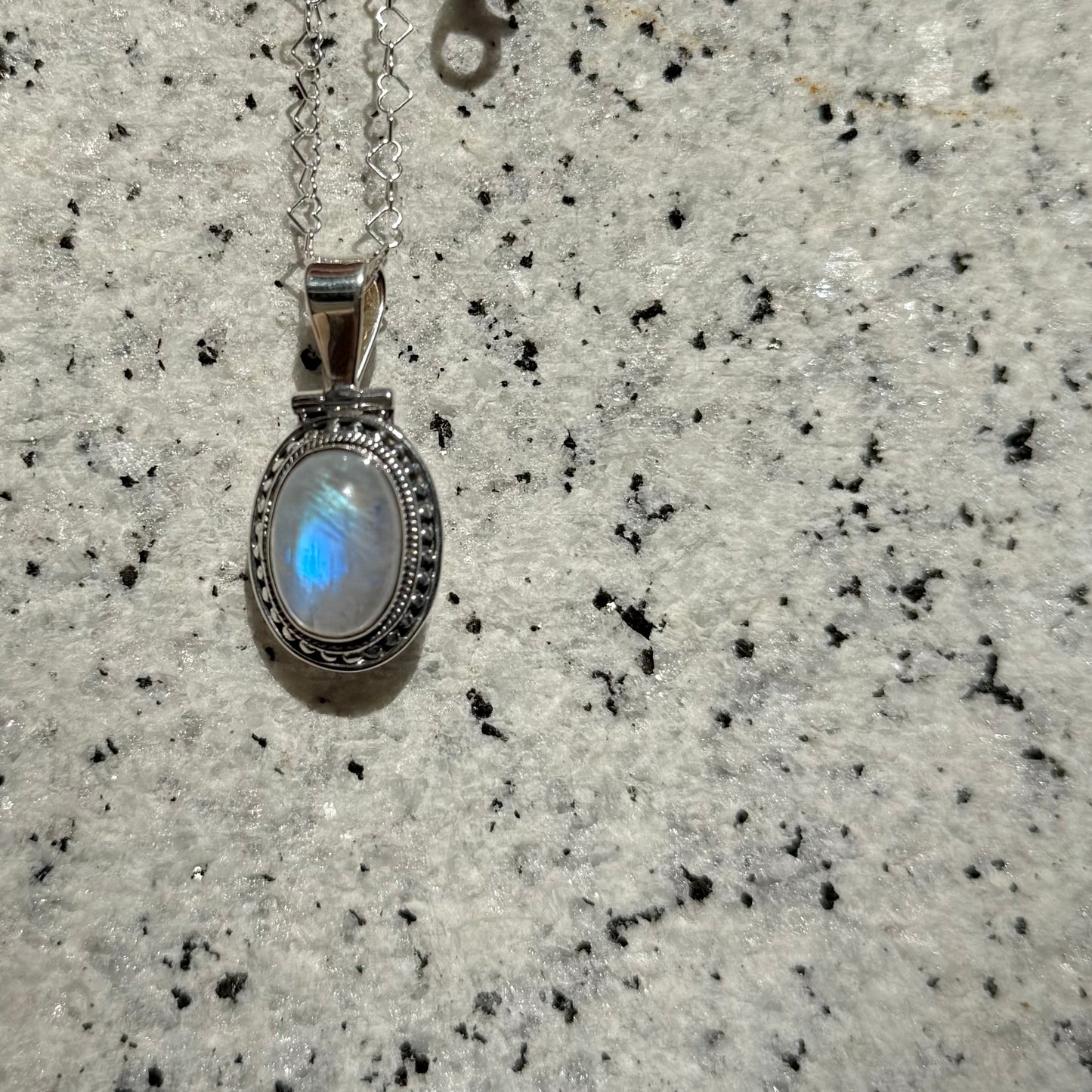 1stone charm 1
