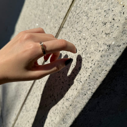 Feather design ring 1
