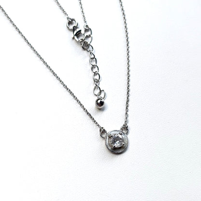 Enamel × stone necklace