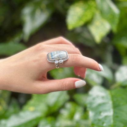 Big stone ring 6