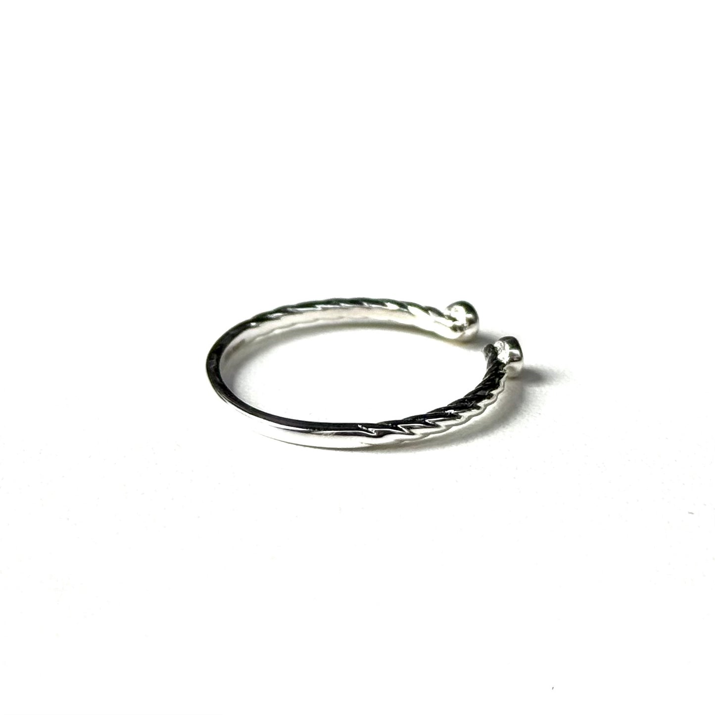 White topaz ring 6