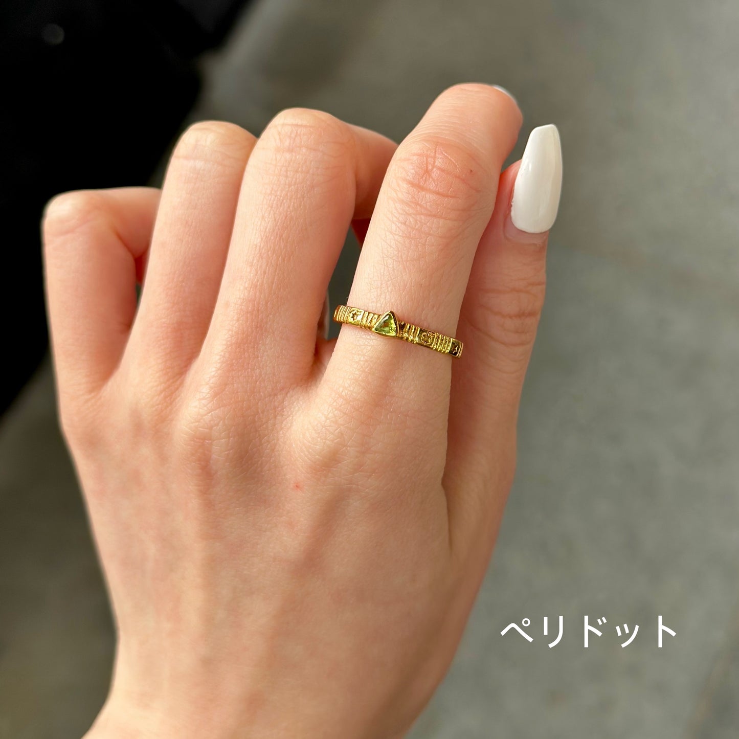 Brass star petit ring 3