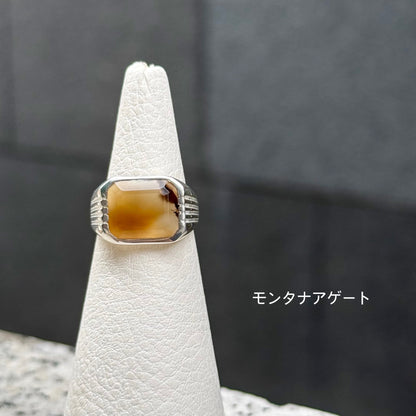 Square design ring 3