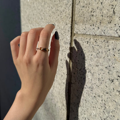 Feather design ring 1