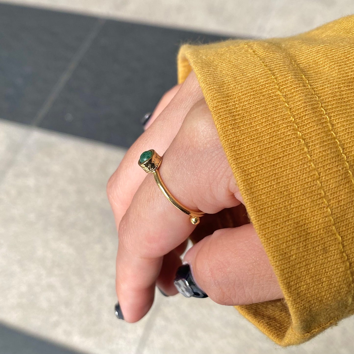 Brass petit  ring〈green〉