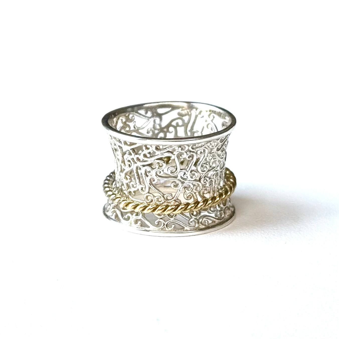 ring – Biju mam