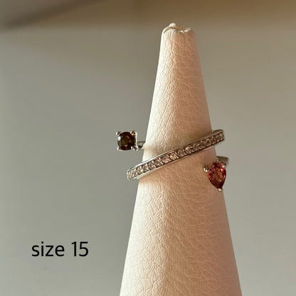 【Biju mam poco】Mulch tourmaline × white topaz ring