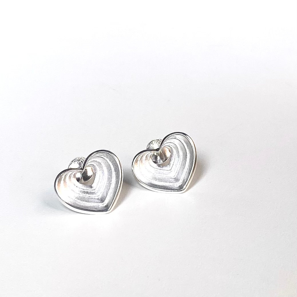 Heart plain pierce