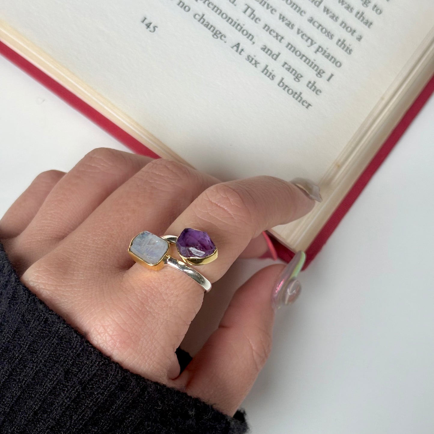 Roughcut 2stone ring 27