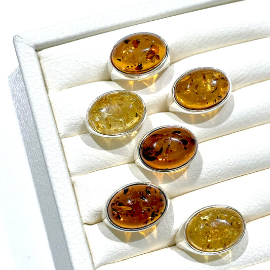 Amber design ring 3