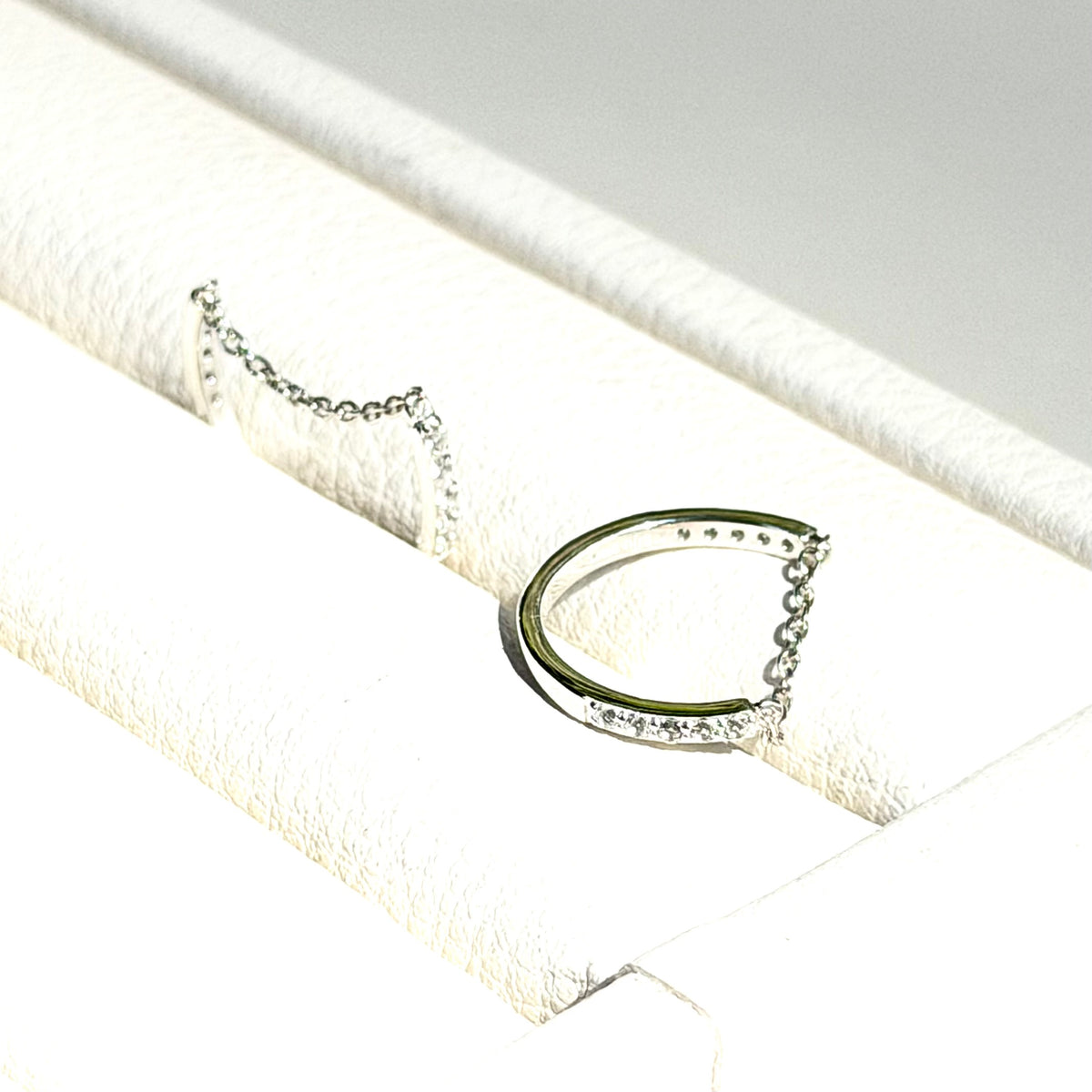 〈オンライン先行再入荷〉White topaz ring