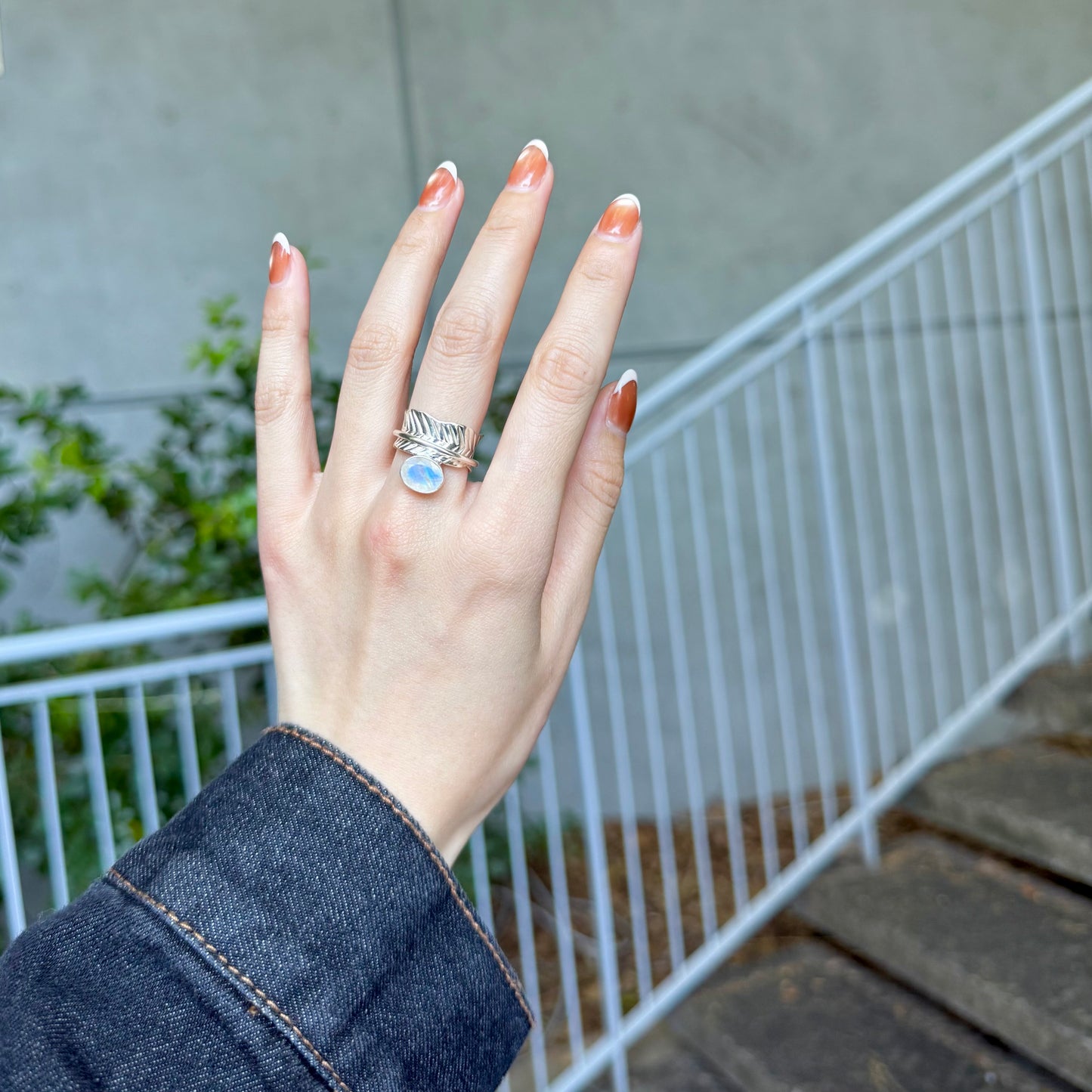 Feather × Stone Rolling ring
