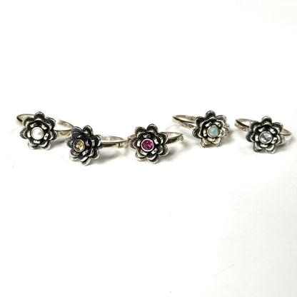 Flower design ring 10