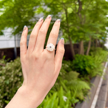 Flower carving ring