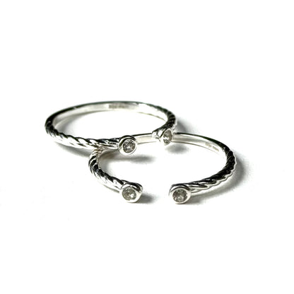 White topaz ring 6
