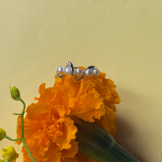 Pearl design ring 11