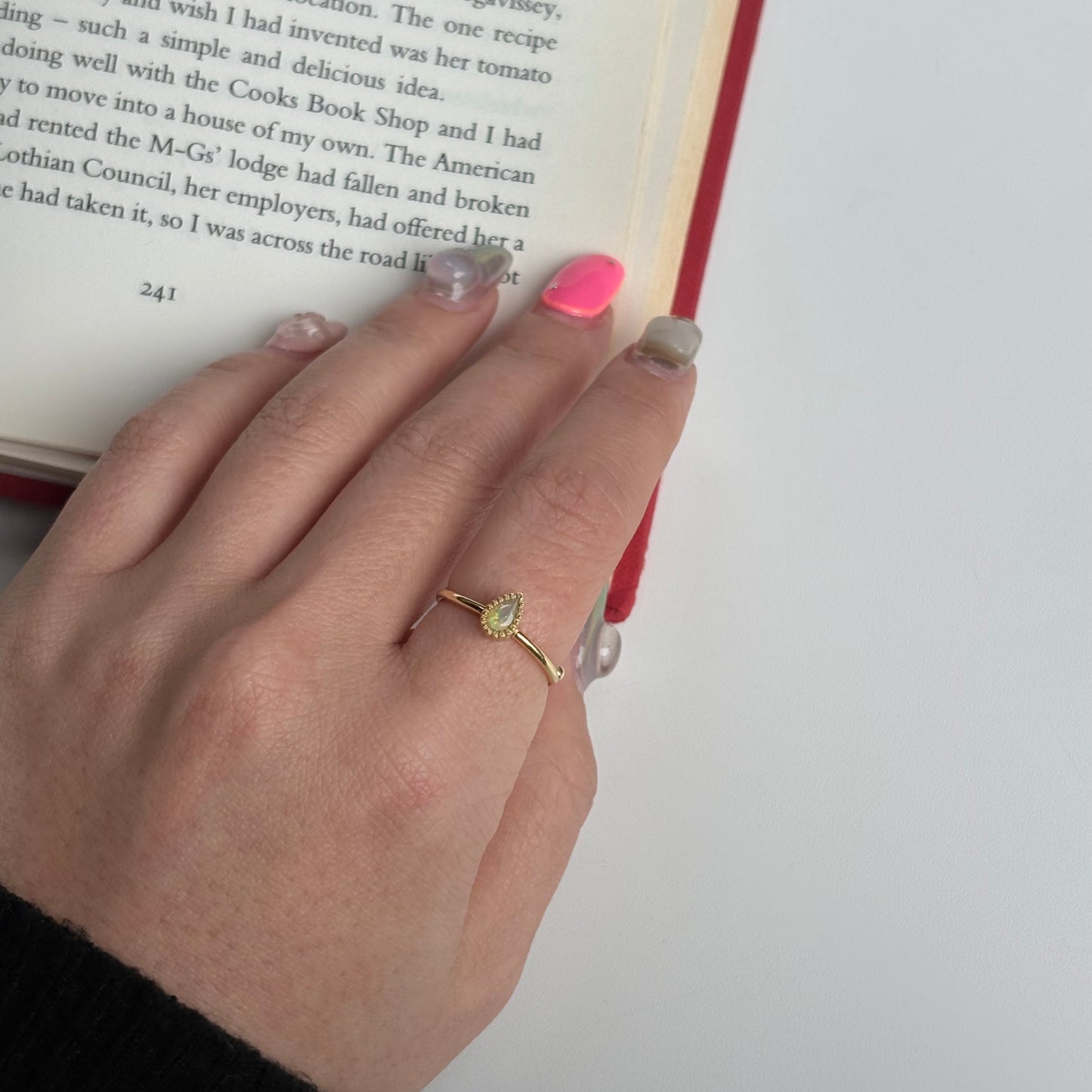 Brass petit ring〈Opal〉