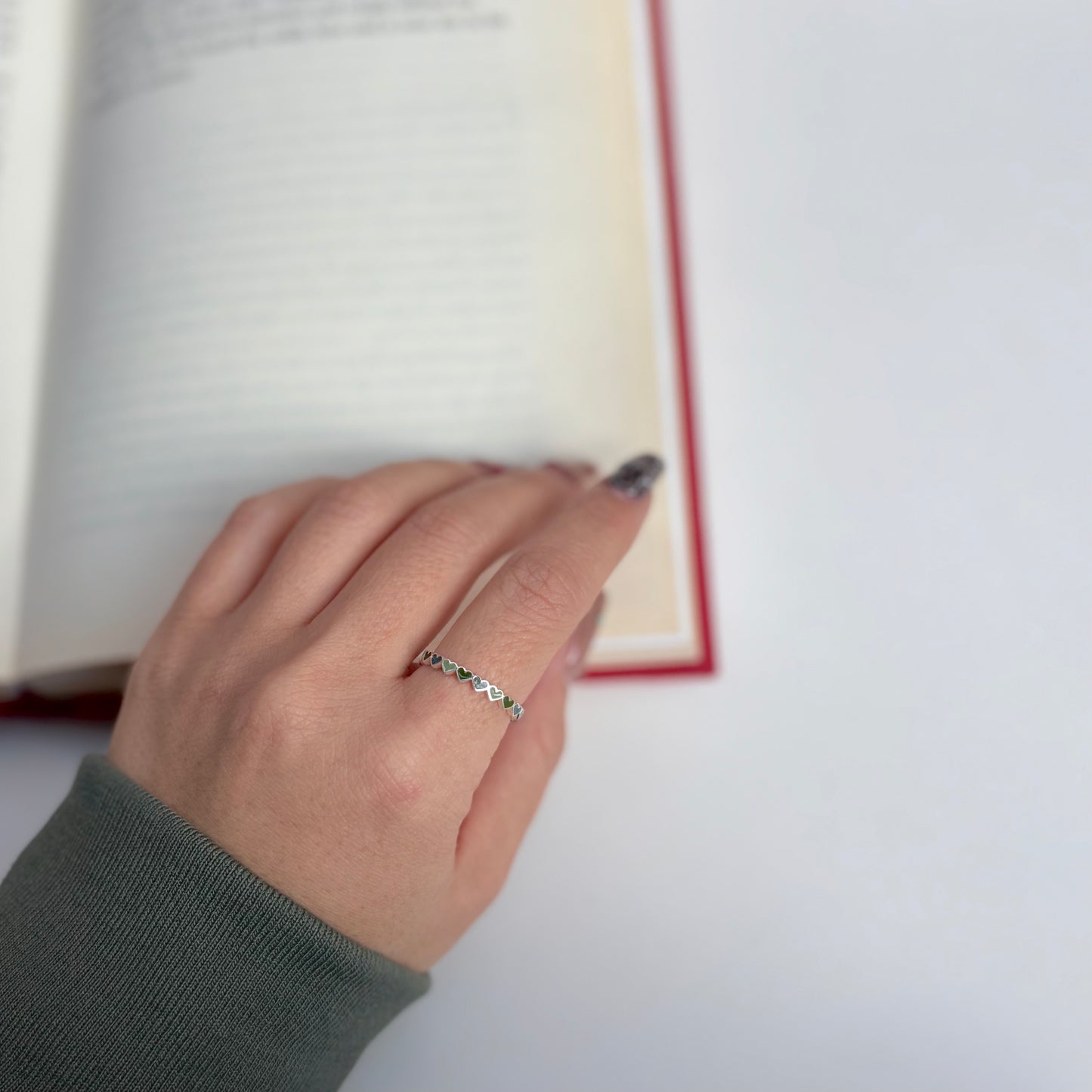 Heart enamel ring 7