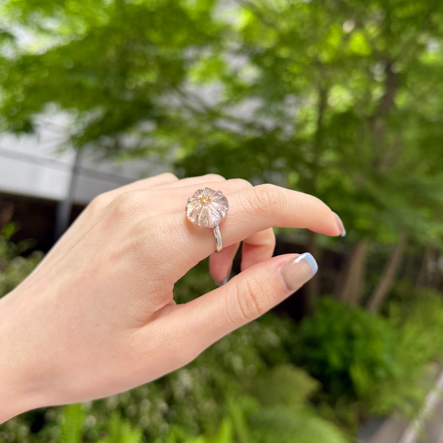 Flower carving ring