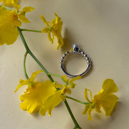 Pearl design ring 2