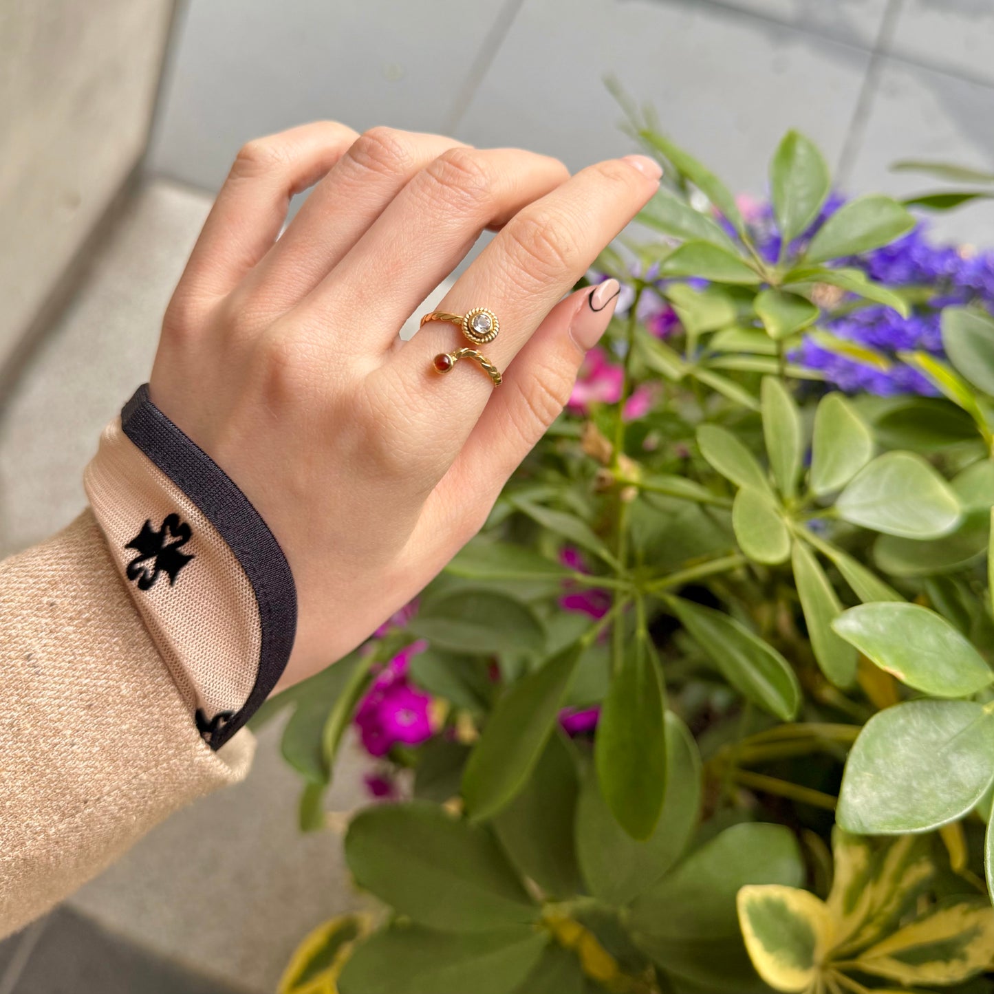 Brass 2stone ring 6