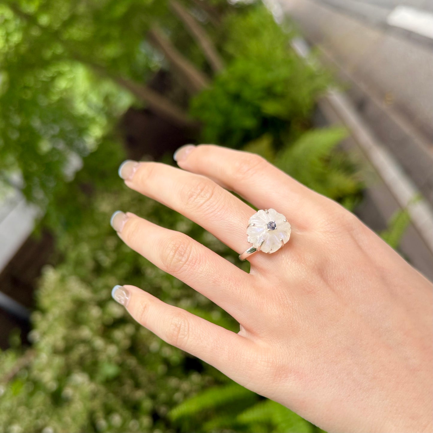 Flower carving ring
