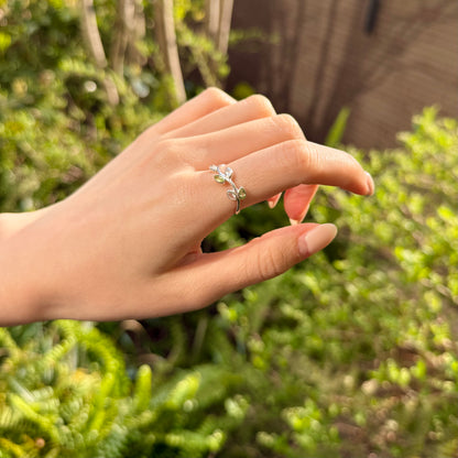 Leaf design ring
