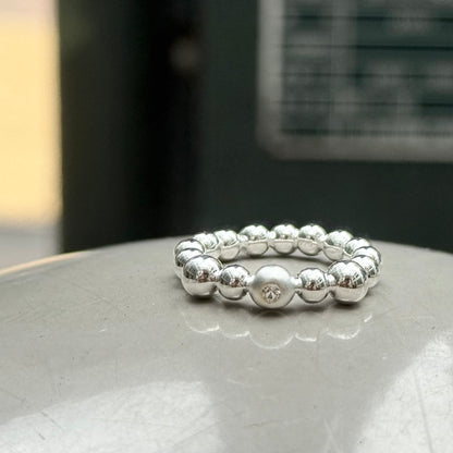 White topaz ring 16