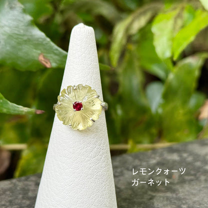 Flower carving ring