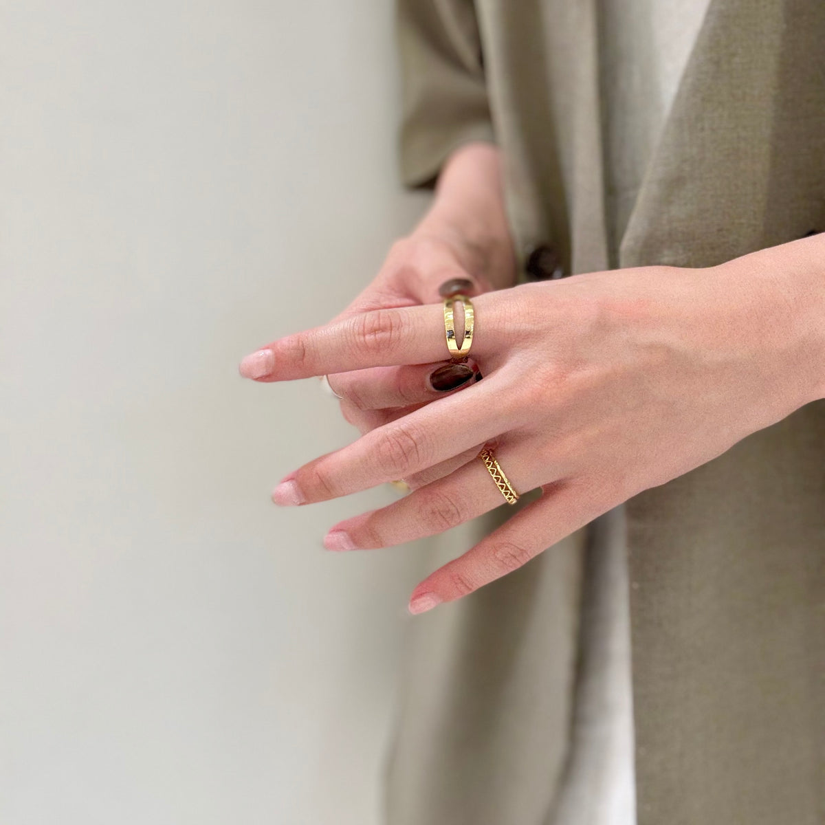 Brass plain ring 23