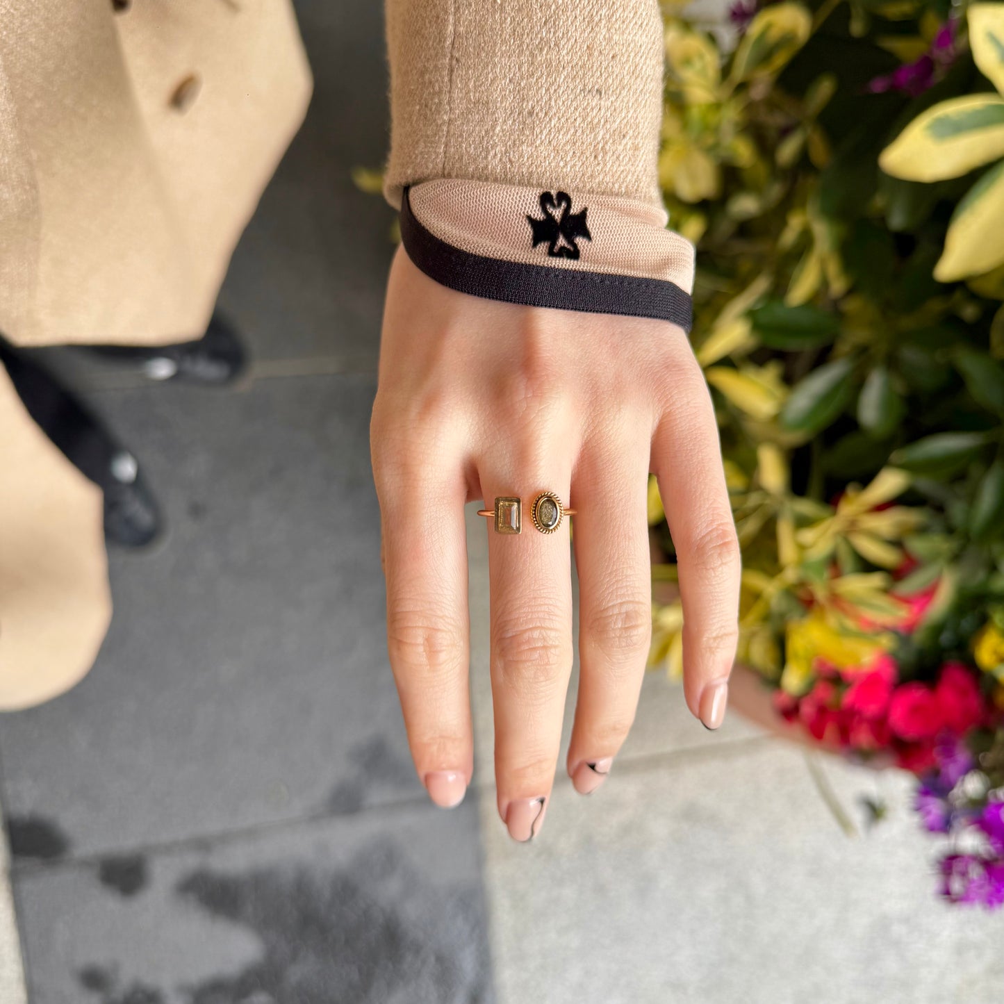 Brass 2stone ring 11