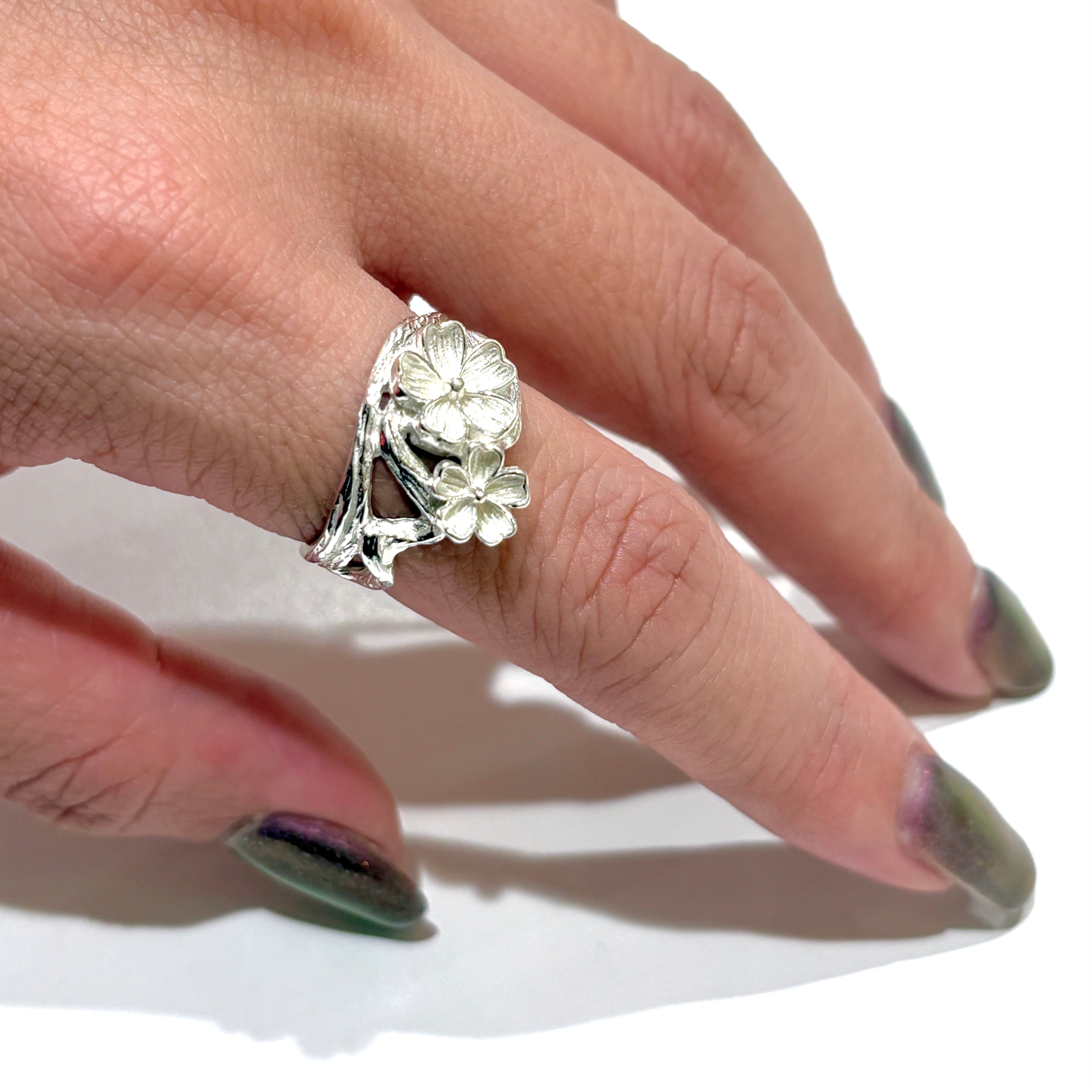 Flower plain ring 22 – Biju mam Flower plain ring 22 – Biju mam