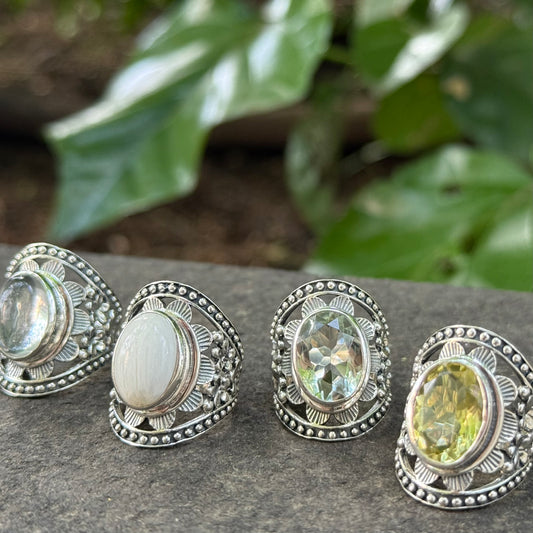 Flower design ring 12