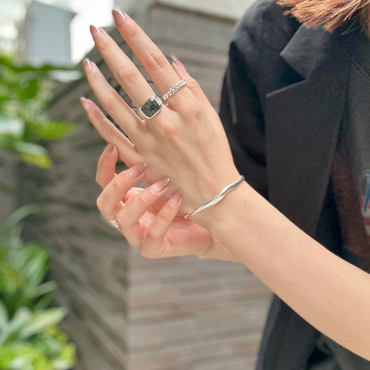 Square design ring 3