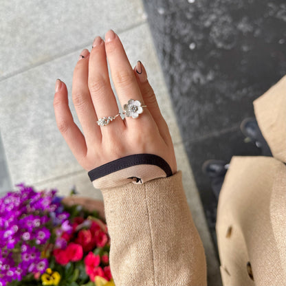 Flower design ring 7