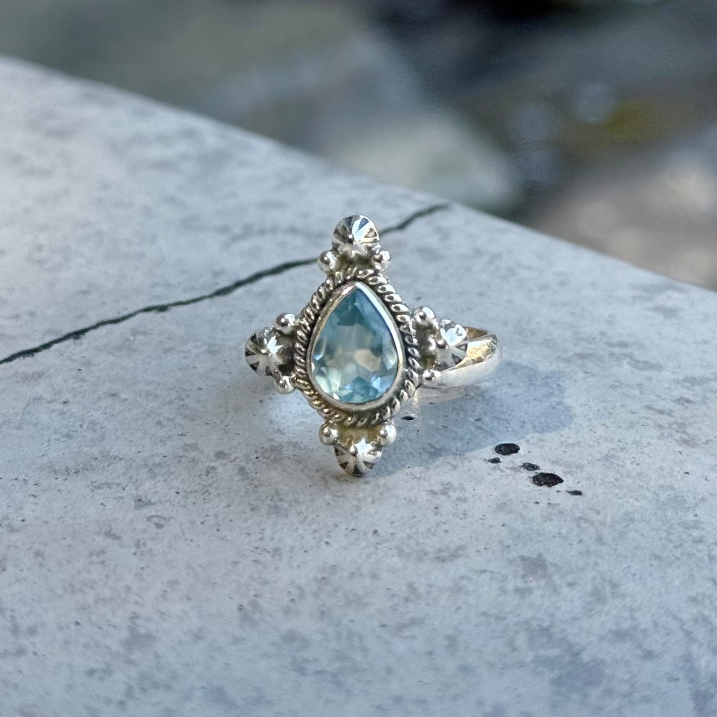 Blue topaz ring