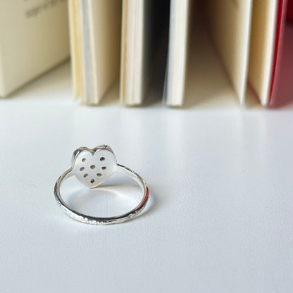 Heart design ring 1