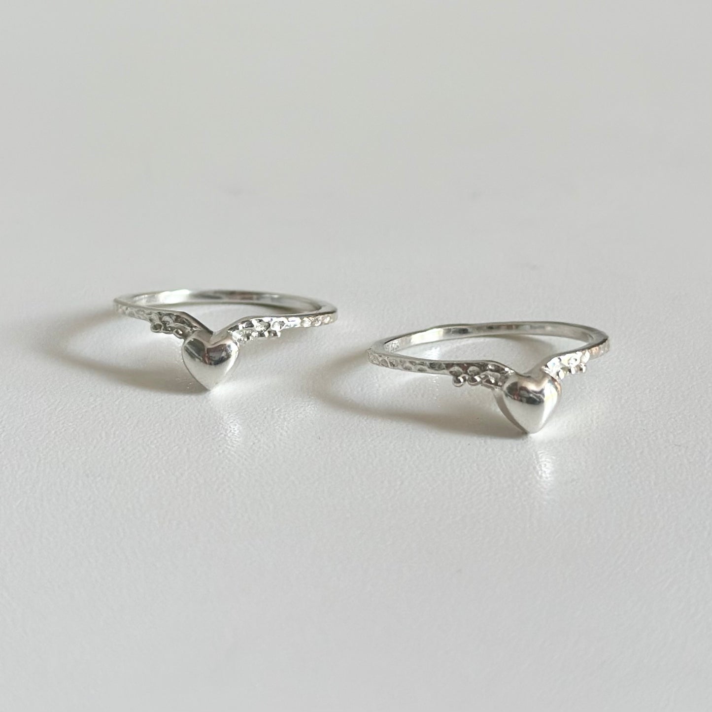 Heart plain ring 24