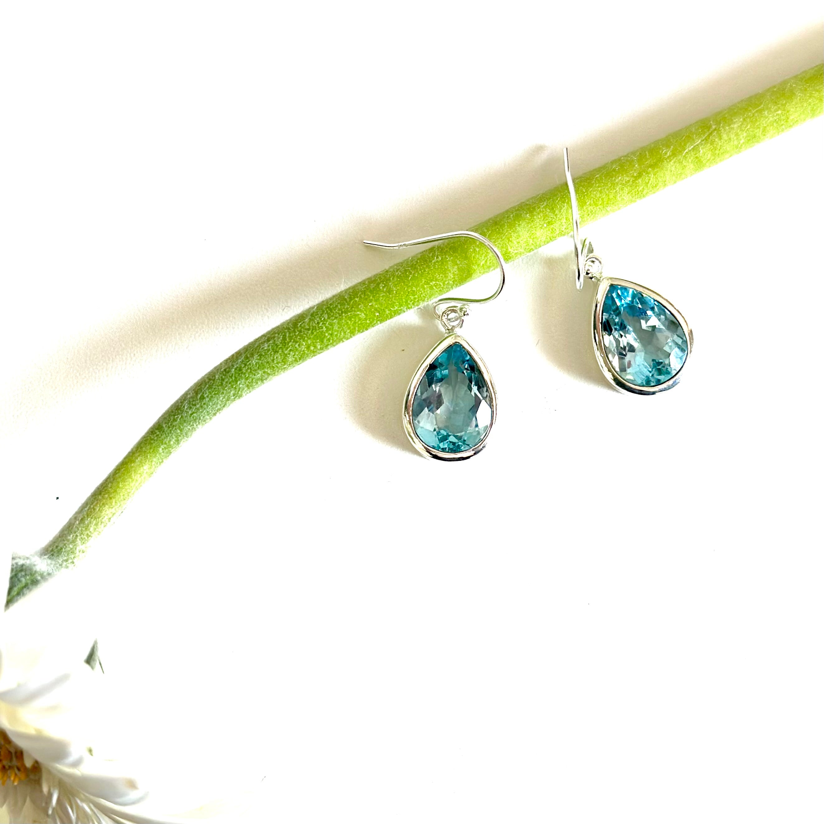 Blue topaz pierce – Biju mam