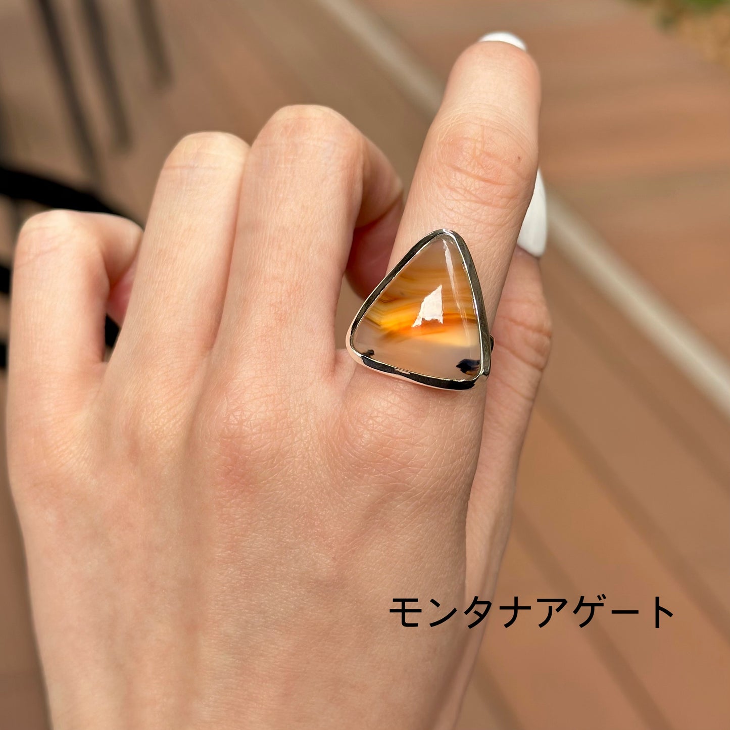 Triangle stone ring