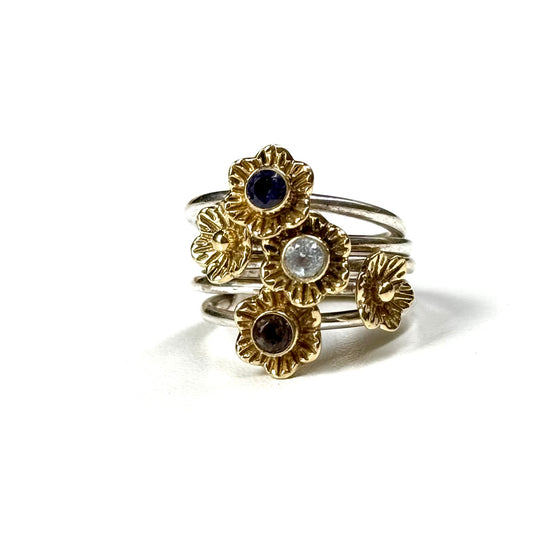 Flower stacking ring