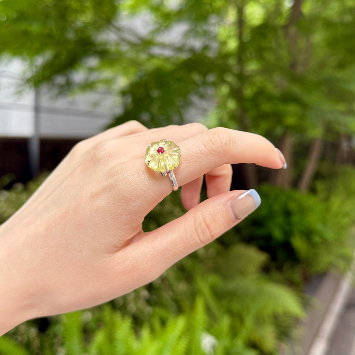 Flower carving ring