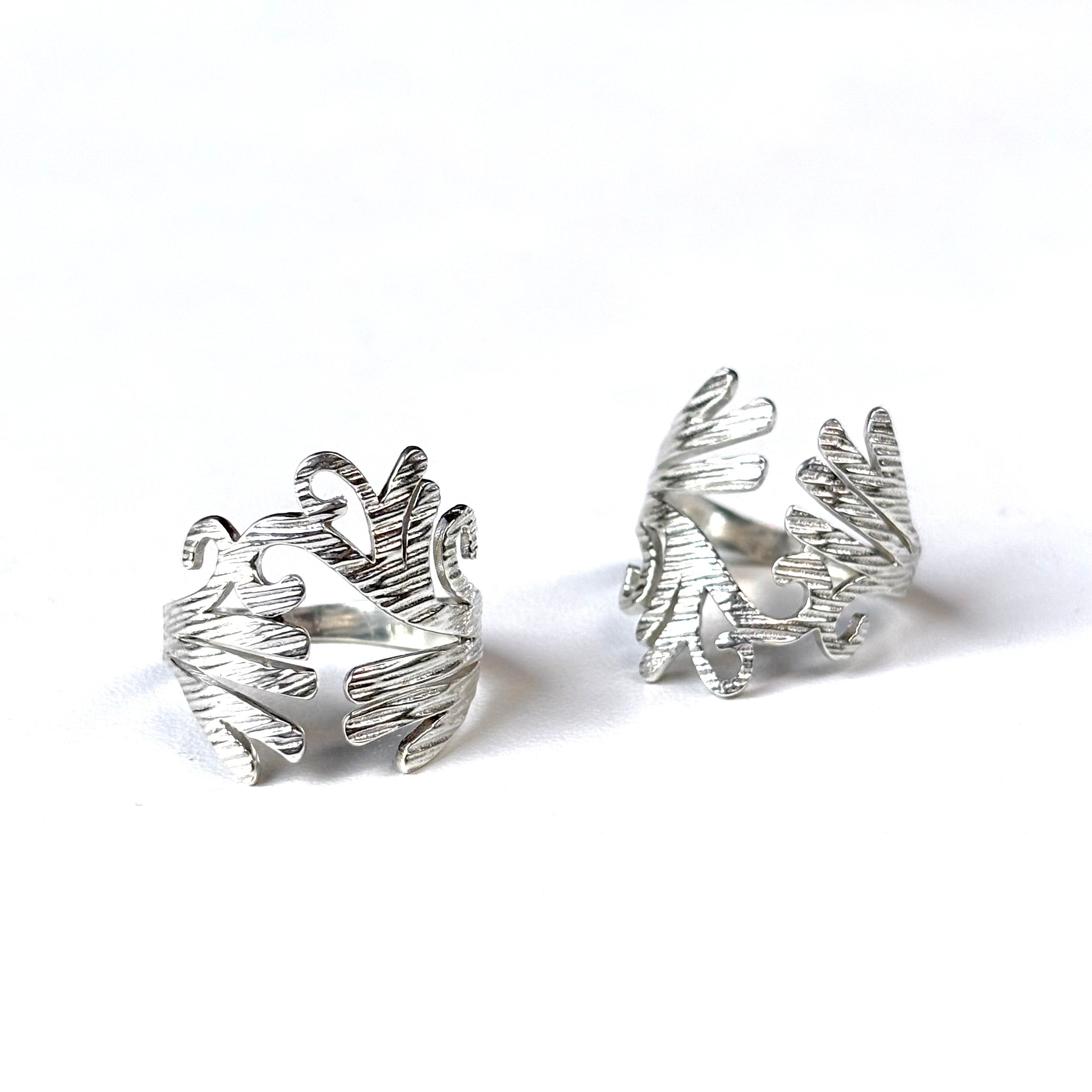 silver、925 まとめ売り メビウサギのearring S silver925 LJ24044P 18G LJ24045P 16G
