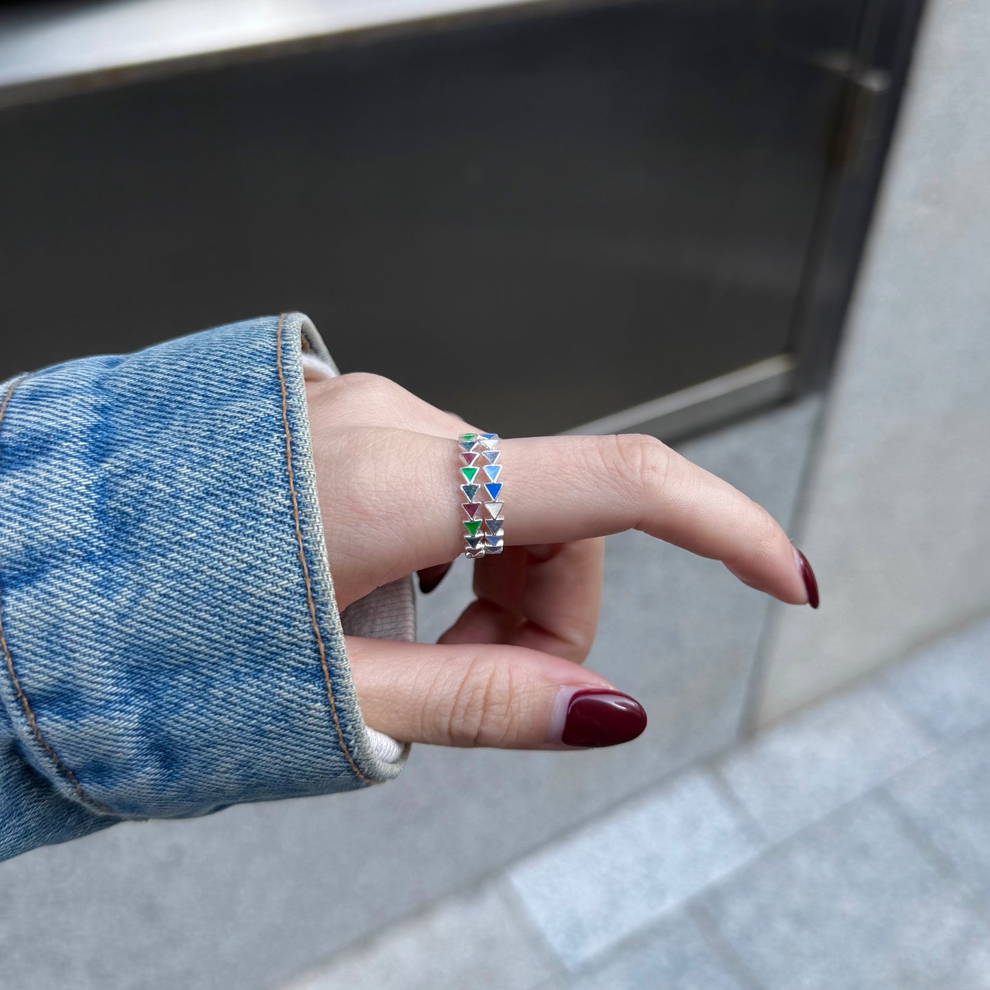 Triangle enamel ring 2