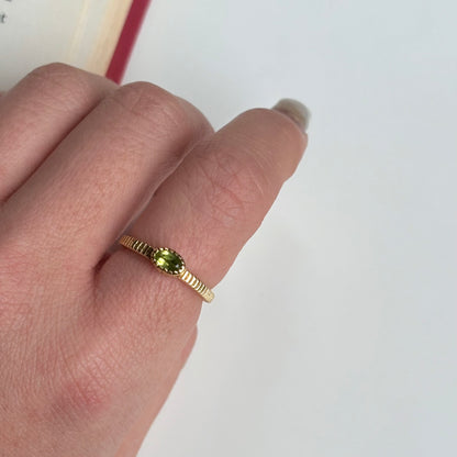 Brass petit ring〈Peridot〉